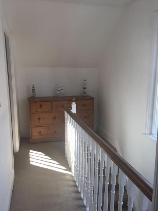 Spacious 5 Large Bedroom Victorian House - Beach 2 Miles 浦耳 外观 照片